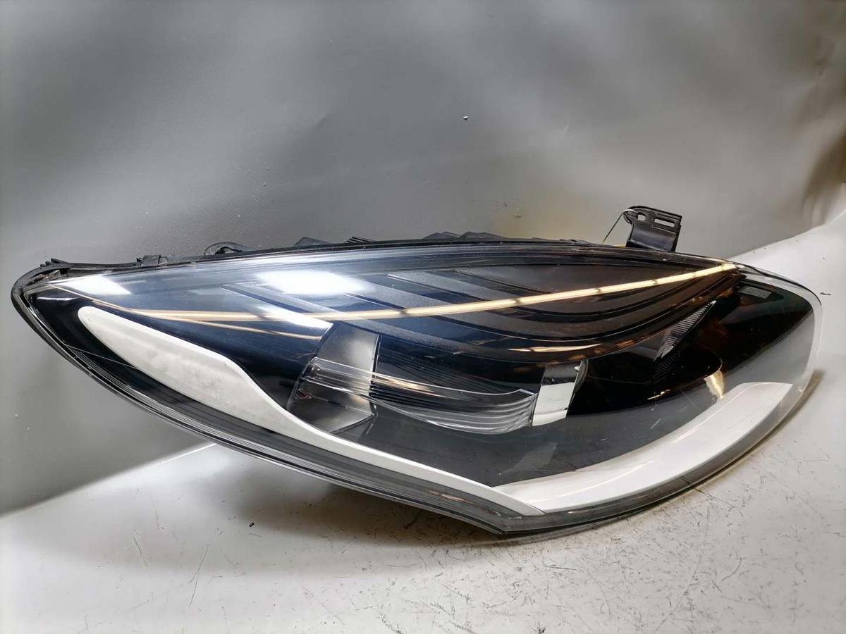 Renault Megane 3 original Scheinwerfer vorn rechts Halogen 2. Facelift ab 2014 Bj.2015